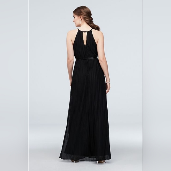 City Triangles - High Neck Keyhole Accordion Pleat Belted Formal Dress - Picture 2 of 13